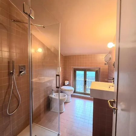 La Casa Dei Vicoli 140 Mq Con Tre Da Letto Nel Borgo Marinaro Дом отдыха *